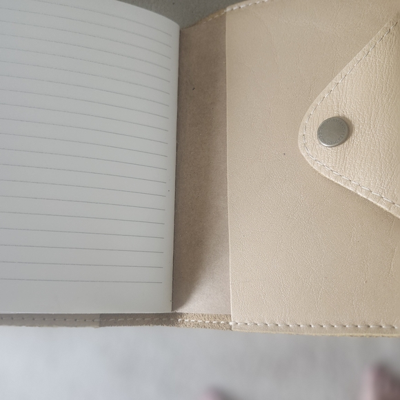 Portland Leather Wallet - color is Champagne - Picture 2 of 4